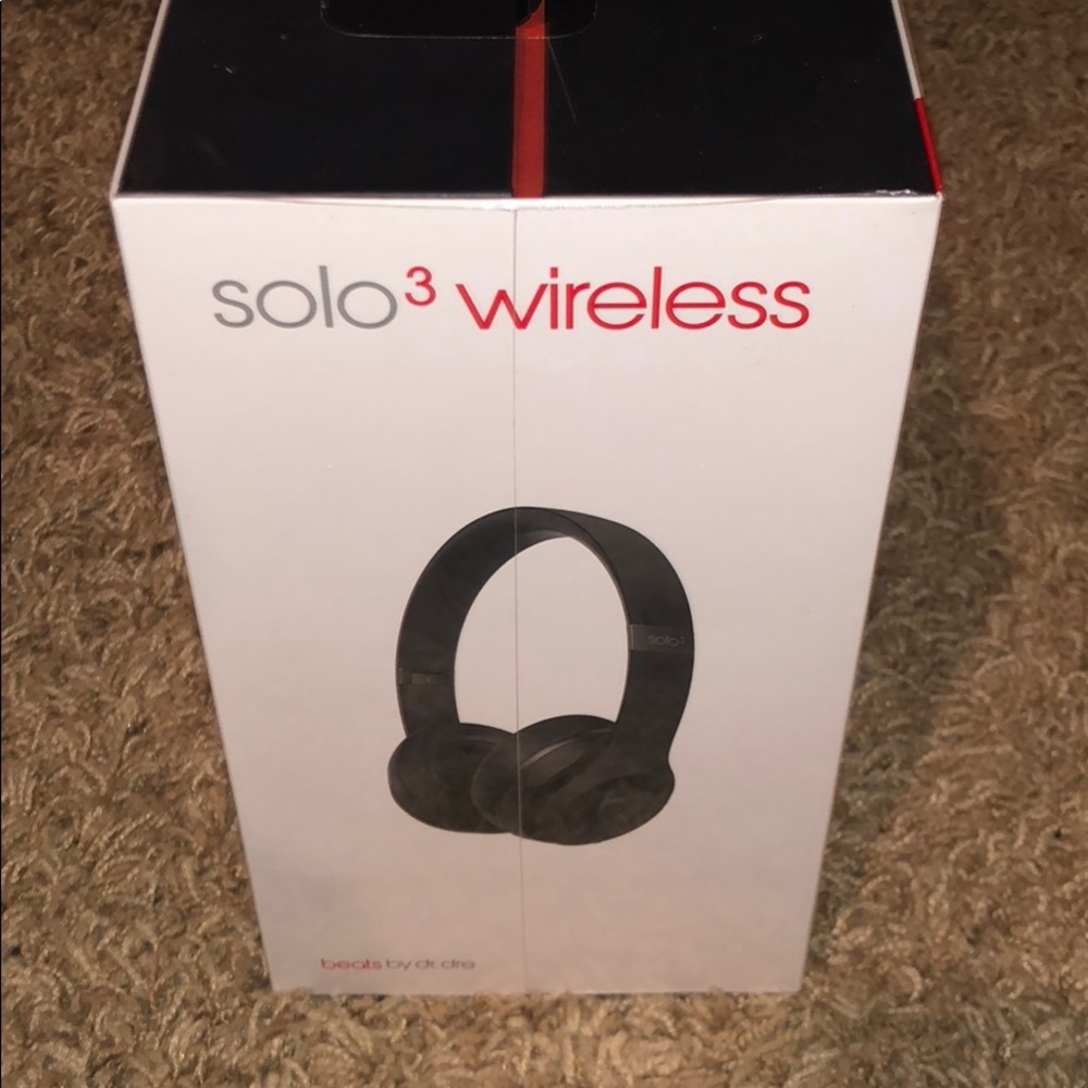 Beats Solo 3 Wireless - Picture 3 of 3